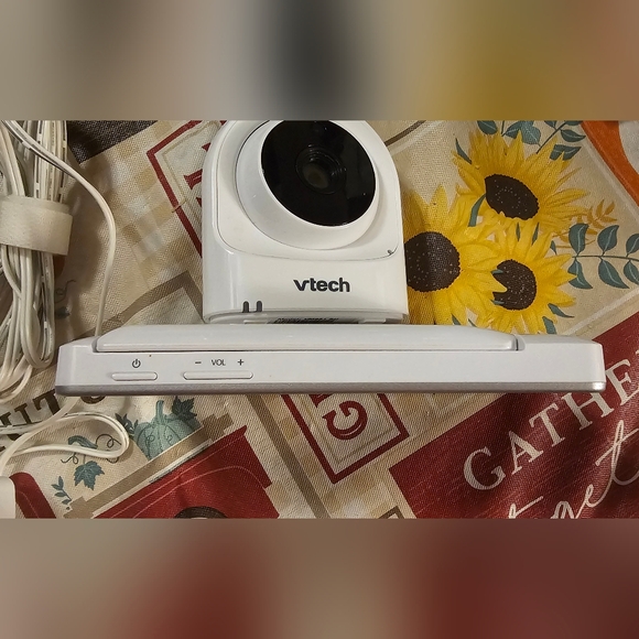 Vtech VM981 baby monitor wireless wifi video monitor remote access motion alerts - Picture 10 of 10